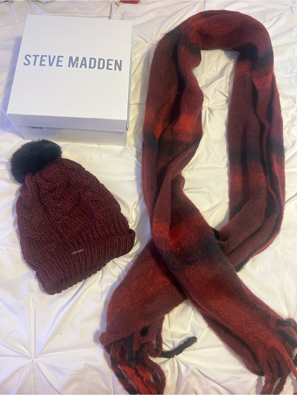 Steve Madden Men's Burgundy Cable Knit Beanie with Plaid Burgundy Scarf